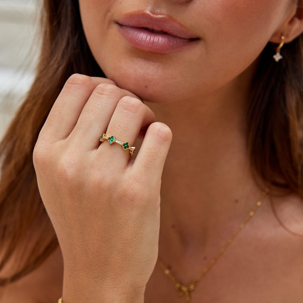 Four-Leaf Clover Crystal Ring - Luck Charm