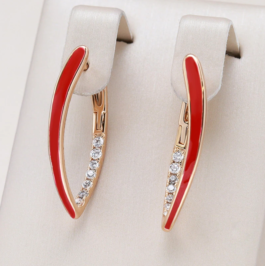Chic Gold Pointed Earrings with Red Enamel Accents