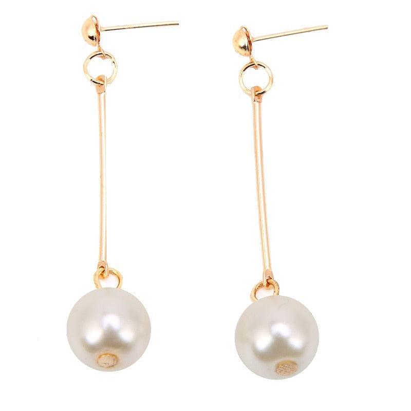 Elegant Dangling Earrings Featuring Exquisite Hand-Plated Pearls