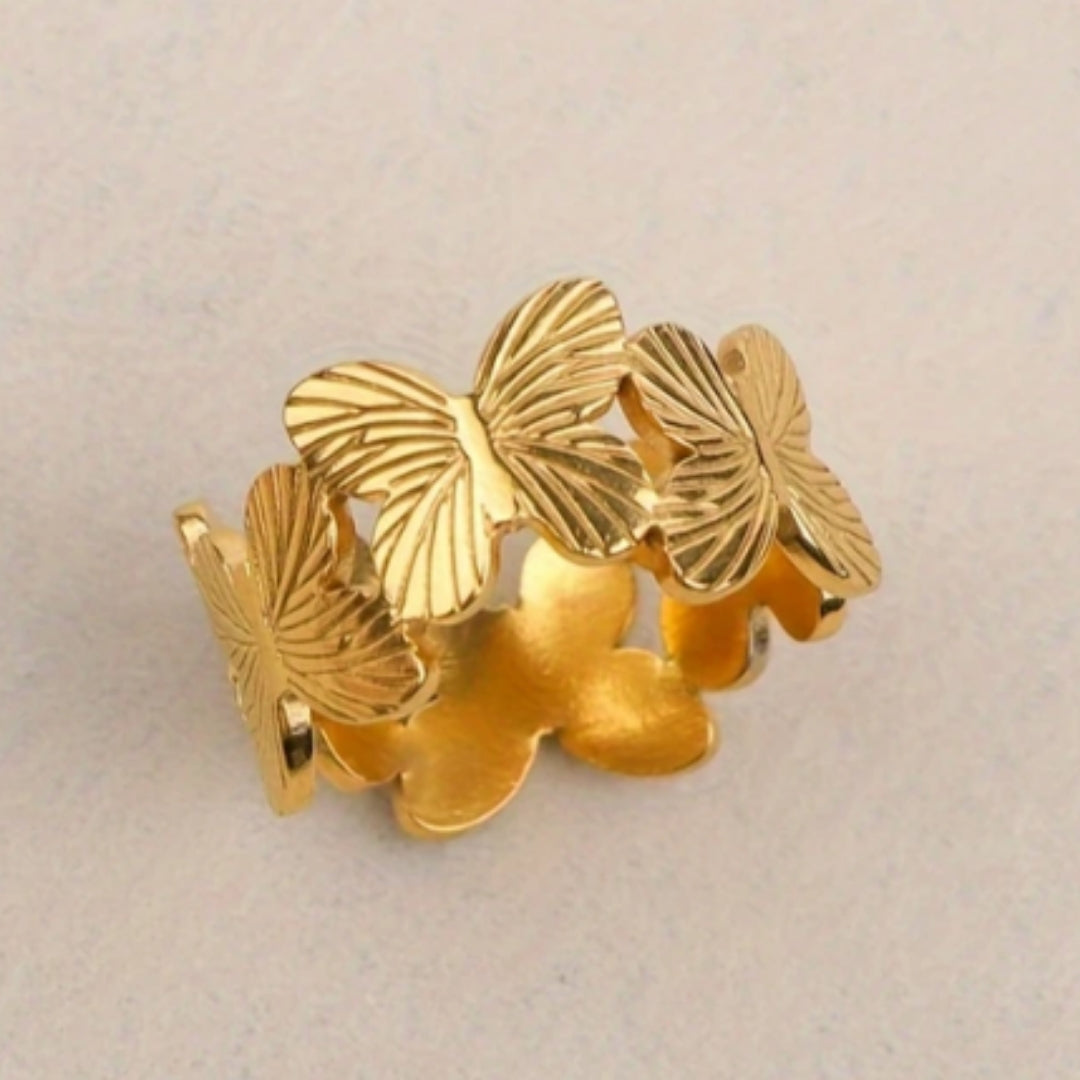 Elegant Gold Butterfly Ring
