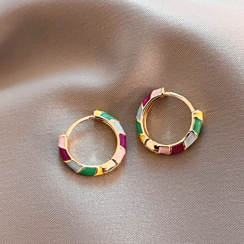 Chic Gold Earrings Adorned with Vibrant Multicoloured Enamel