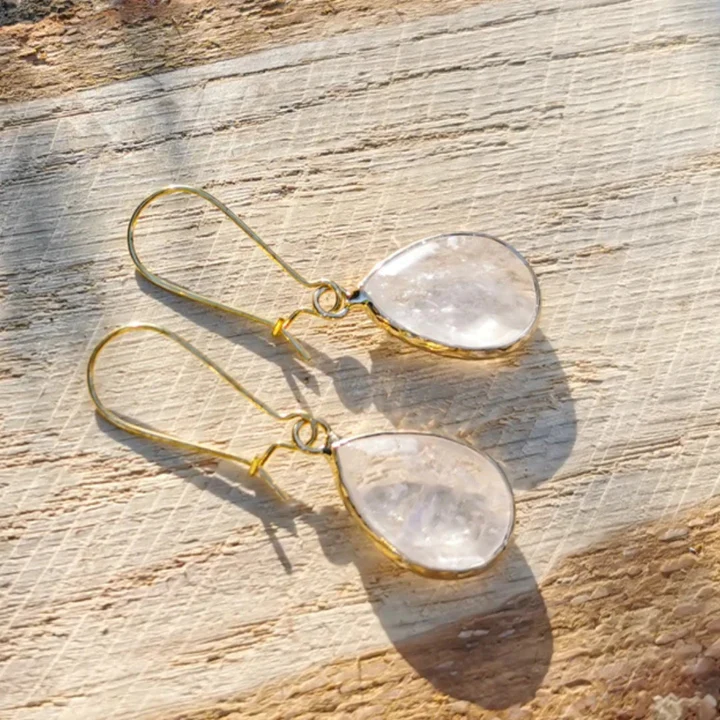 Retro Golden Earrings with Crystal Drops