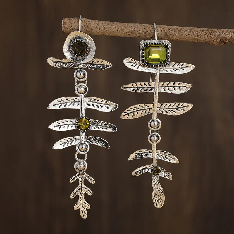 Antique Silver Leaf Zirconia Earrings