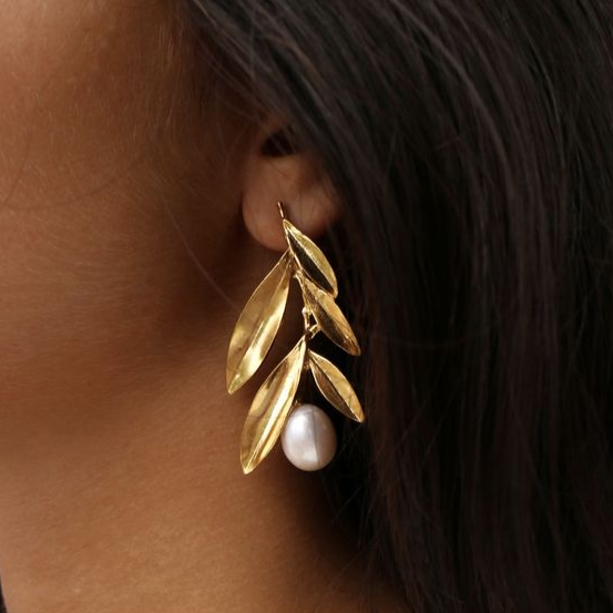 Retro Golden Leaf Pearl Drop Earrings