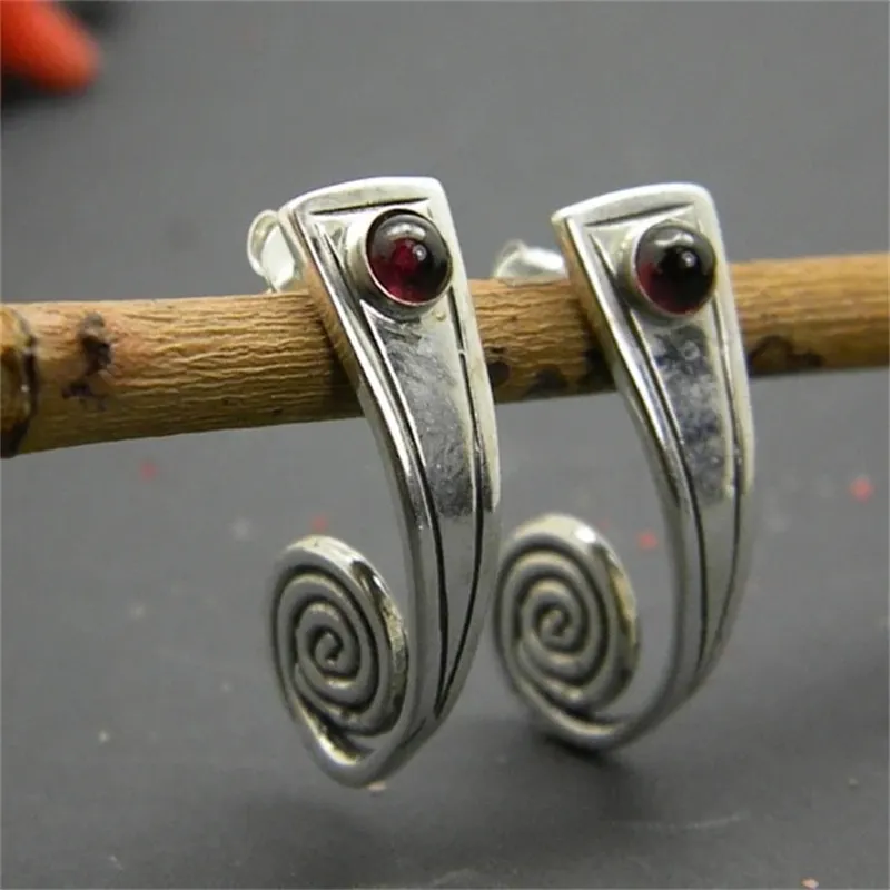 Retro Spiral Red Gemstone Earrings