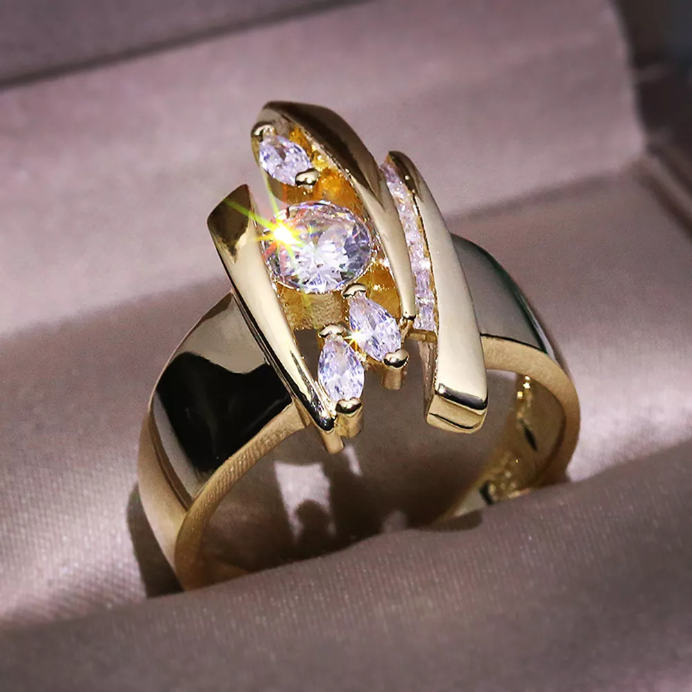 Classic Golden Zirconia Vintage Ring