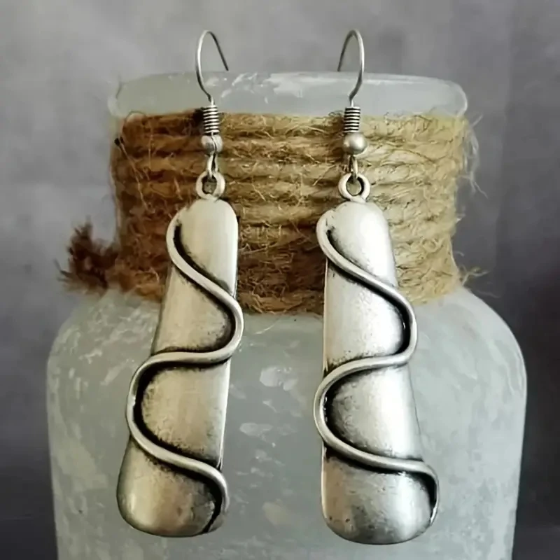 Retro Rectangular Snake Earrings
