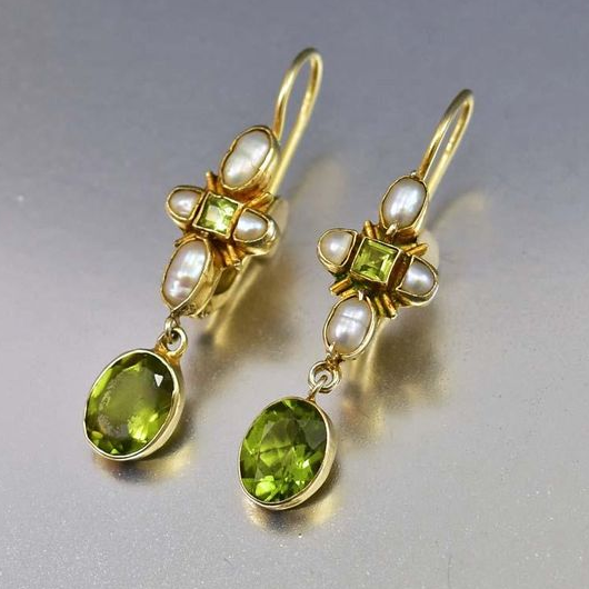 Retro Green Drop Stone Earrings