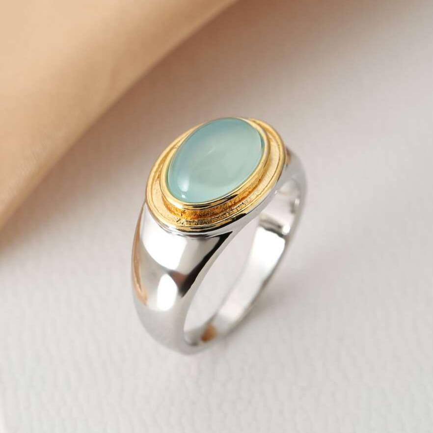 Gabi - Retro Green Moonstone Ring