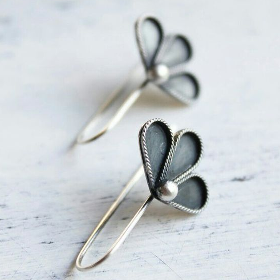 Retro Black Lotus Earrings