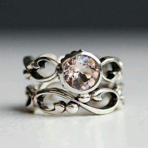 Classic Ivy Silver Ring with Zirconia Accents