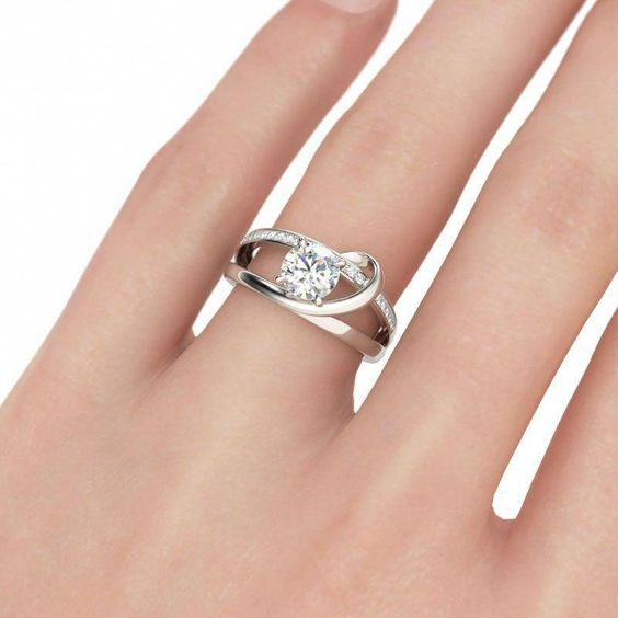 Classic Gold Spiral Ring with Inlaid Zirconia