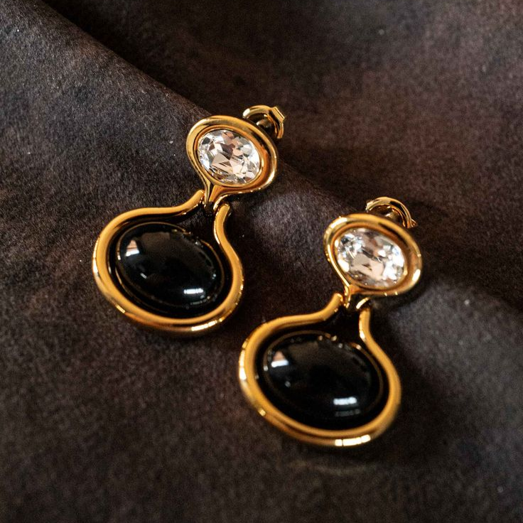 Retro Black and Gold Earrings
