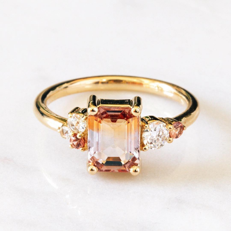 Retro Warm-Toned Glass Gold Ring