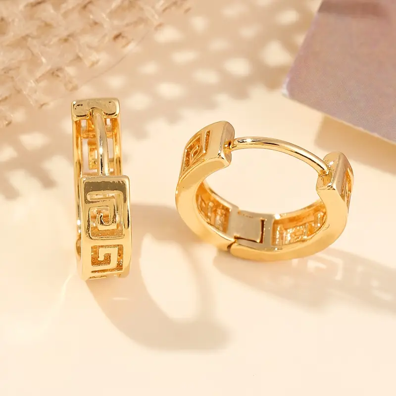 Retro Hollow Gold Hoop Earrings