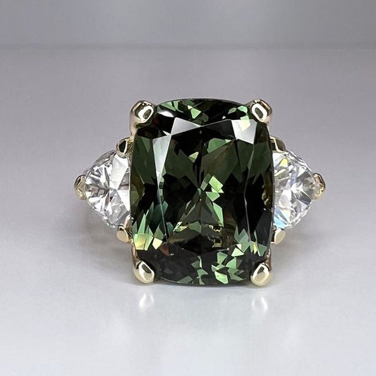 Retro Forest Green Crystal Silver Ring