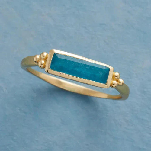 Antique Blue Rectangular Gold Ring