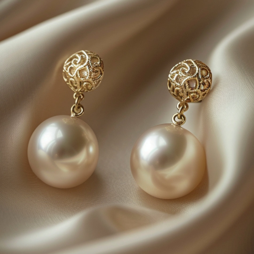 Elegant Gold Hollow Pearl Earrings