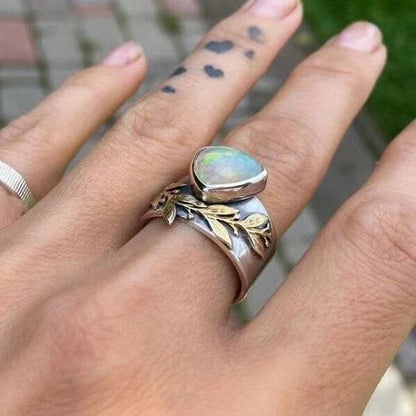 Opal Ring with Leaf-Inspired Geometric Design