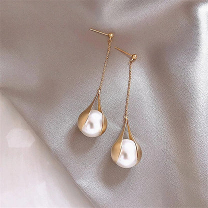 Elegant Gold Pearl Drop Earrings