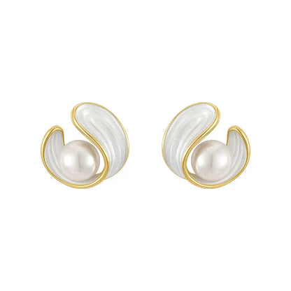 Elegant Gold Earrings Featuring White Opals and Pearls