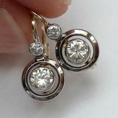 Classic Silver Round Zirconia Earrings