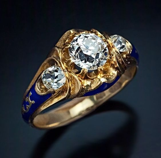 Antique Golden Blue Zirconia Ring