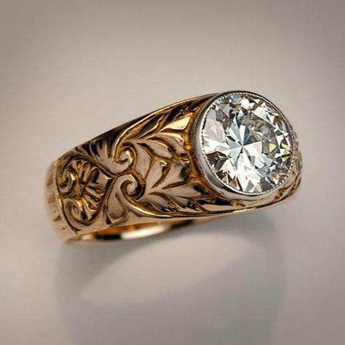 Antique Diamond-Engraved Ring