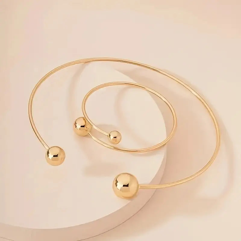 Minimalist Gold Necklace and Bracelet Set