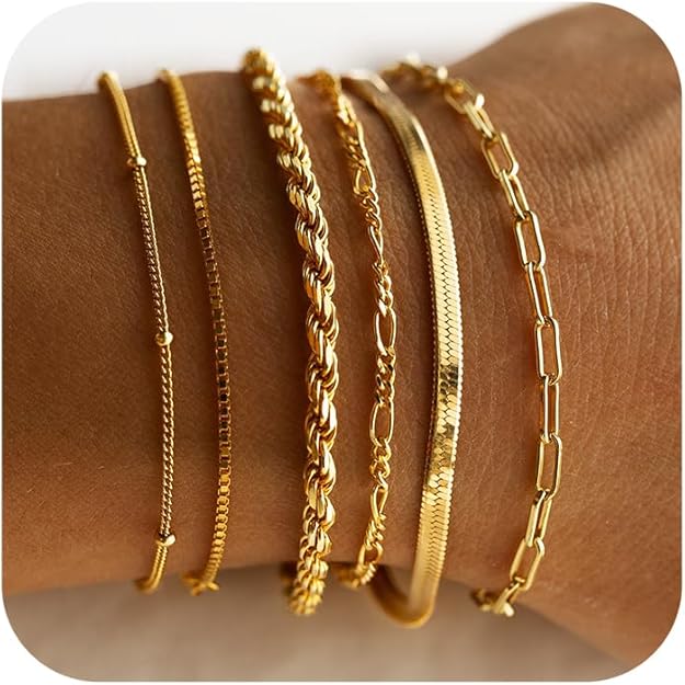 Isabella Vernetta Gold Bracelet Collection