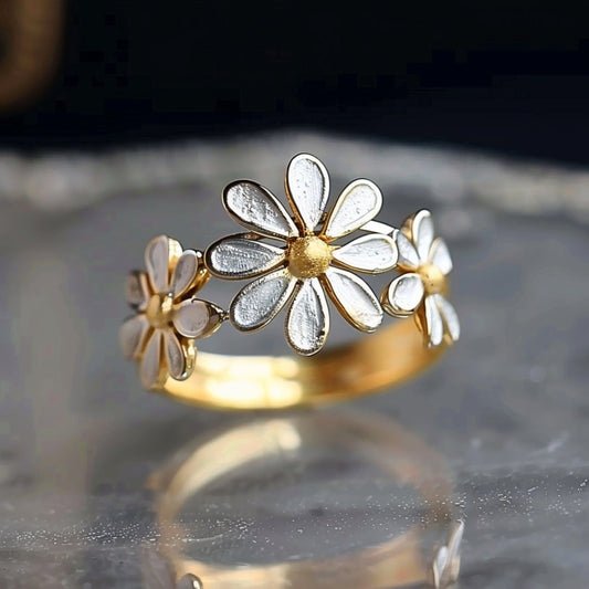 Gold Daisy Ring
