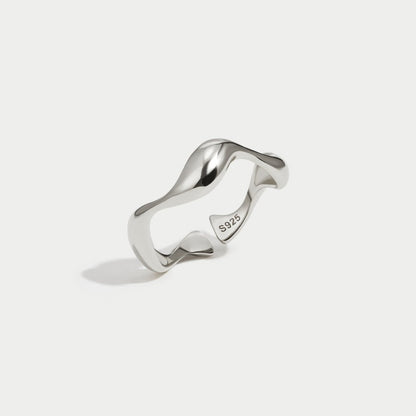 Minimalist Waves Ring