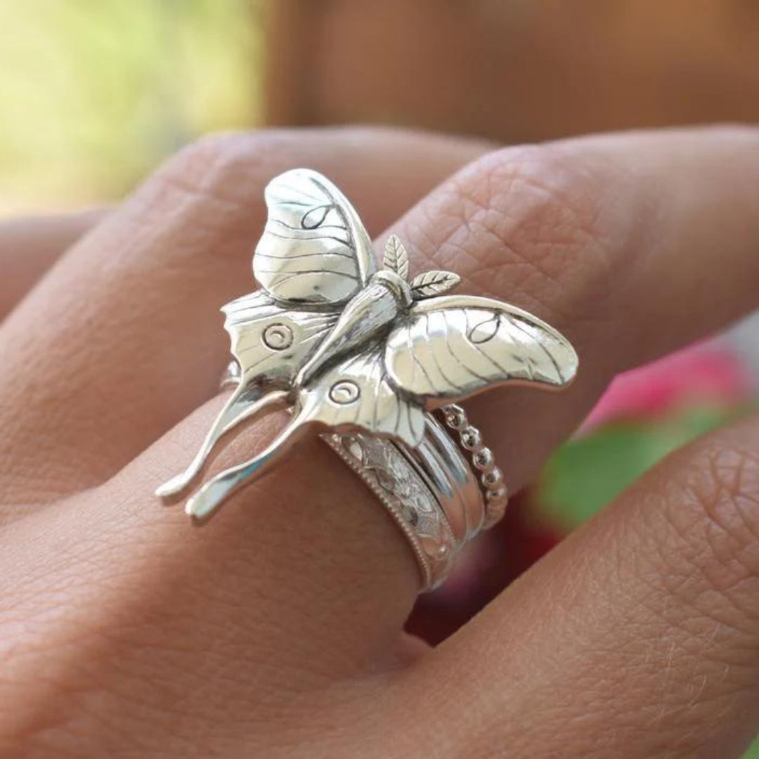 Elegant Butterfly-Inspired Ring