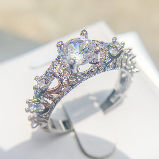 Elegant Silver Zircon Ring