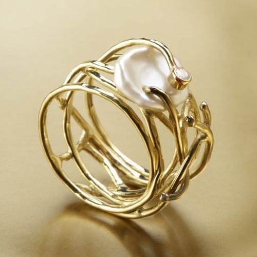 Samira - Delicate Gold Ring with Pearl Accent