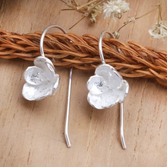 Retro Silver-Plated Floral Earrings
