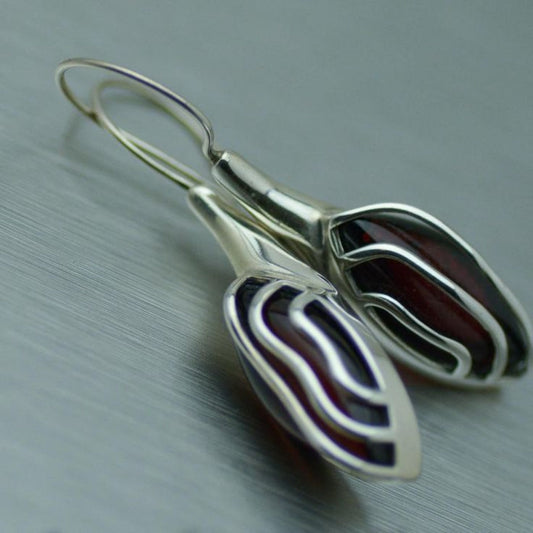 Antique Dark Red Gemstone Silver Earrings