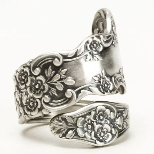 Retro Spiral Silver Floral Ring
