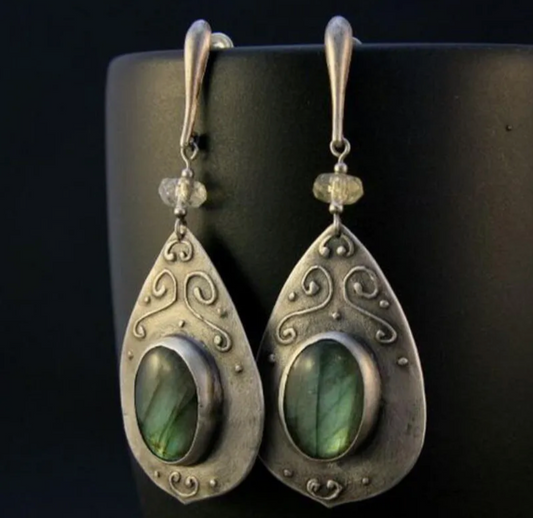 Retro Green Inlaid Stone Dangle Earrings