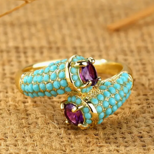 Antique Gold Ring with Inlaid Turquoise Stone