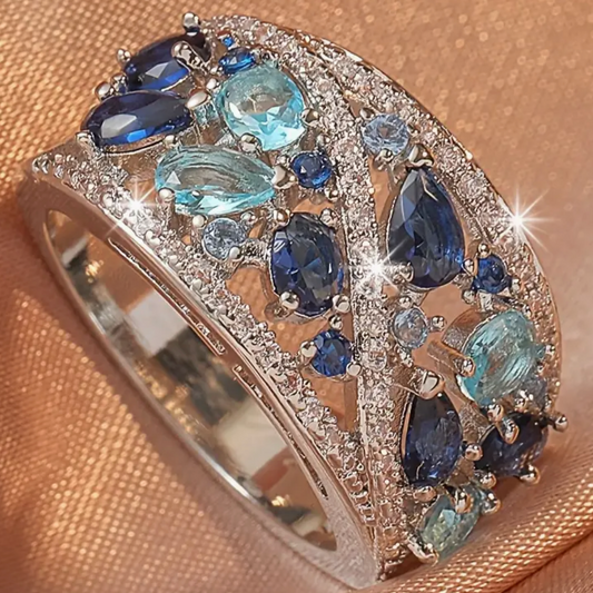 Classic Blue Zirconia Vintage Ring