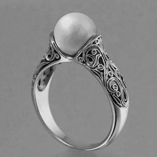 Classic Silver Pearl Ring