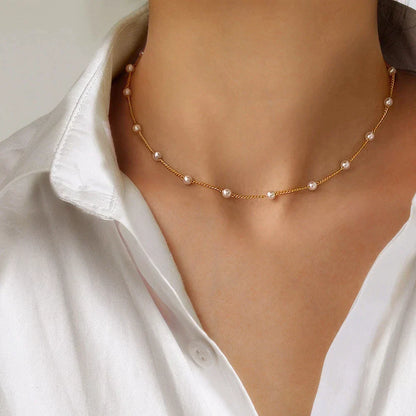 Elegant Gold Pearl Necklace