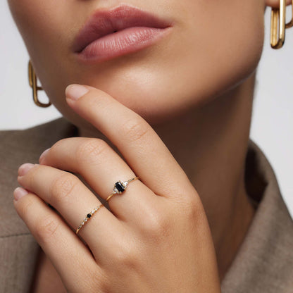 Black Spinel Baguette Ring in Gold