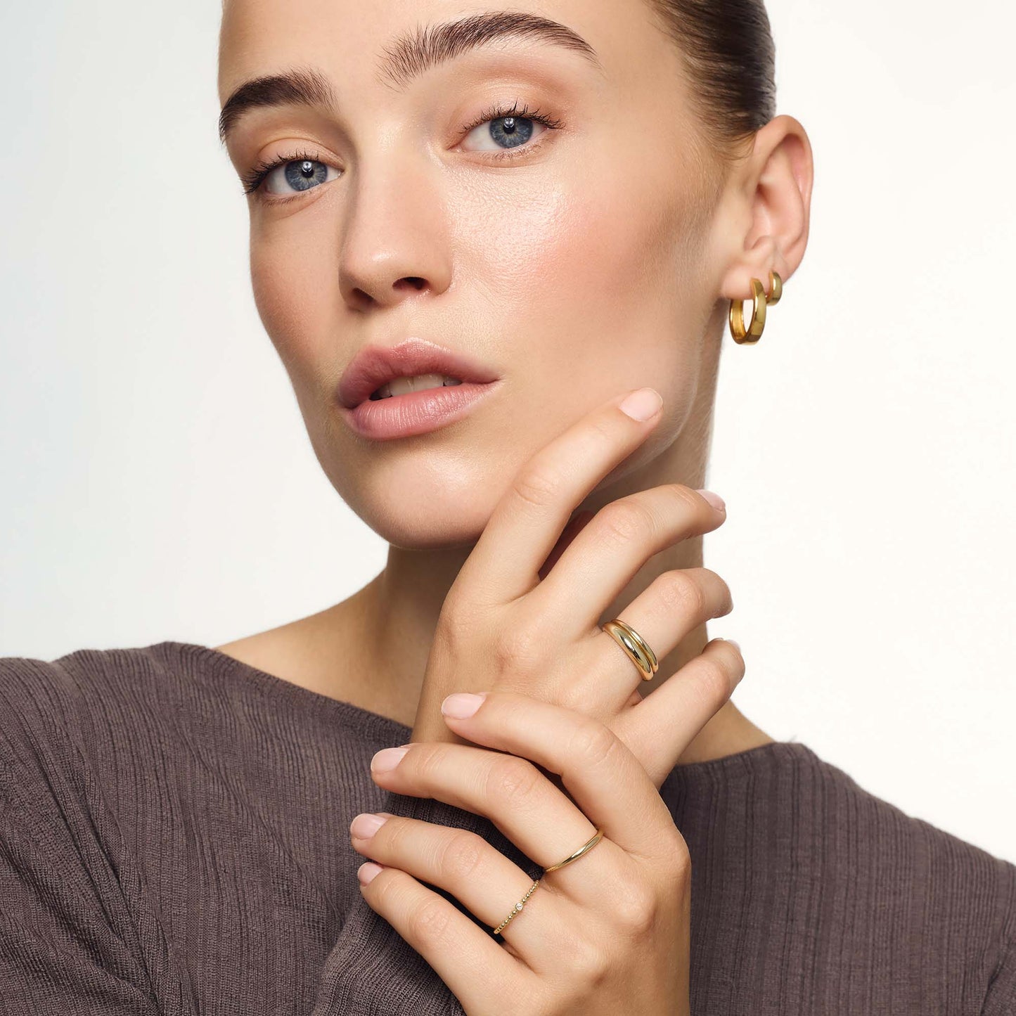 Gia Gold Hoop Earrings