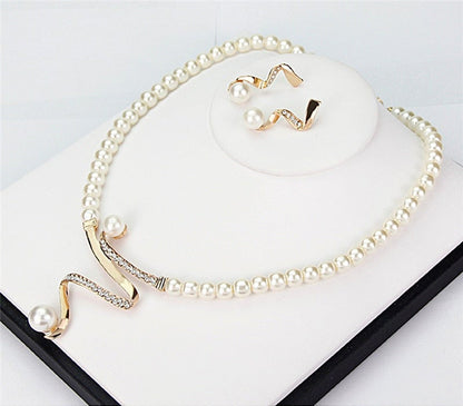 Elegant Natural Pearl Necklace and Earring Set - Buy One, Get One Free!