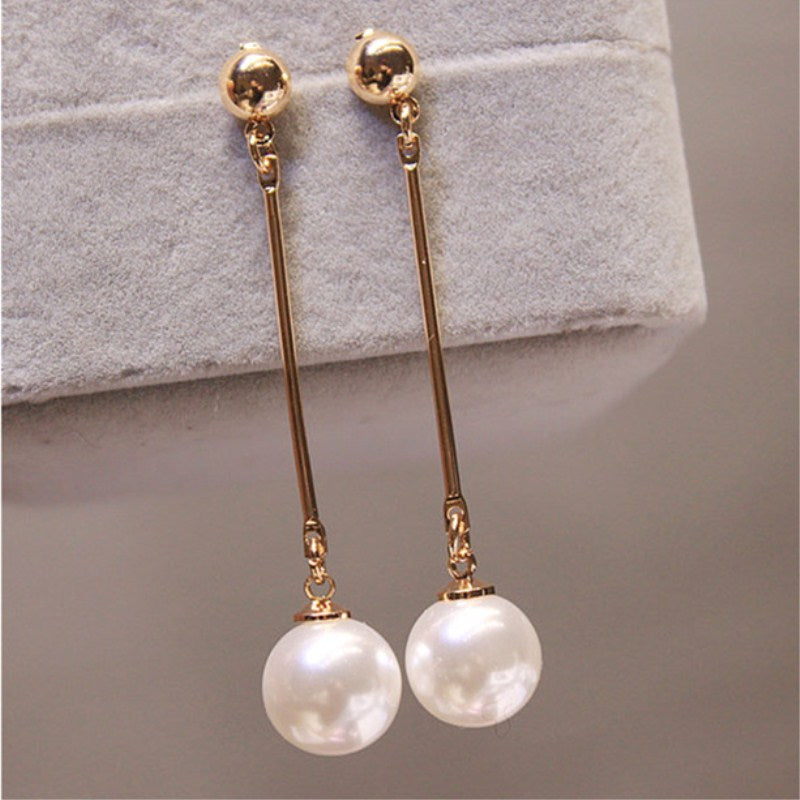 Elegant Dangling Earrings Featuring Exquisite Hand-Plated Pearls