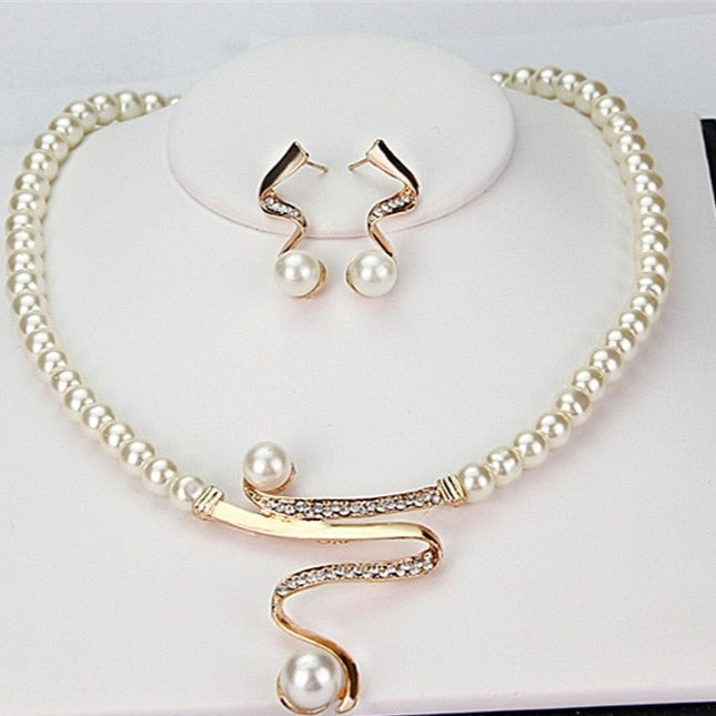 Elegant Natural Pearl Necklace and Earring Set - Buy One, Get One Free!