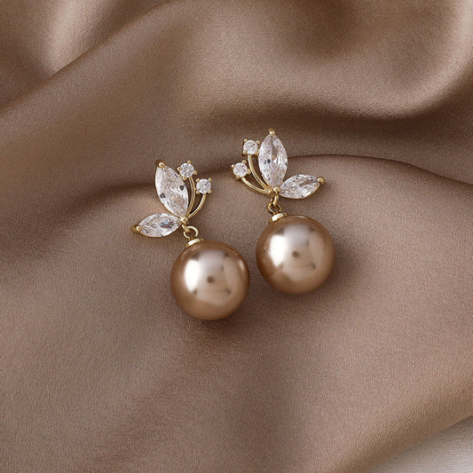 Elegant Pearl and Crystal Earrings