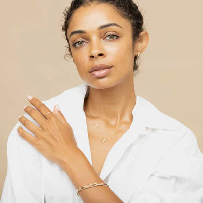 Personalized Golden Initial Necklace for Romantic Keepsakes